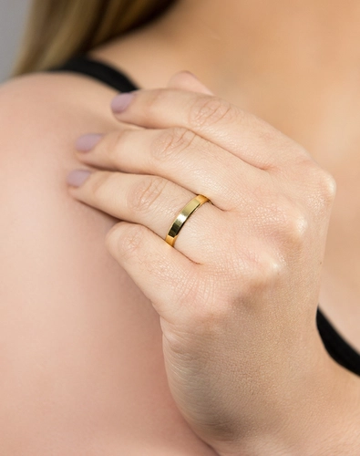 Aliança Passion reta bordas chanfradas ouro 18k polida 3,5MM