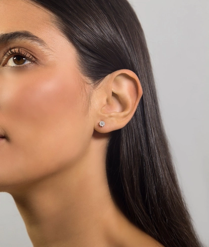 Brinco Soleil stud ouro branco 18k sol com 18,4pts de Diamantes