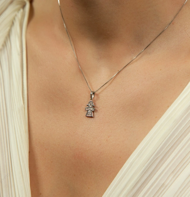 Pingente filhos menina ouro branco 18k vestido com 8pts de Diamantes 1