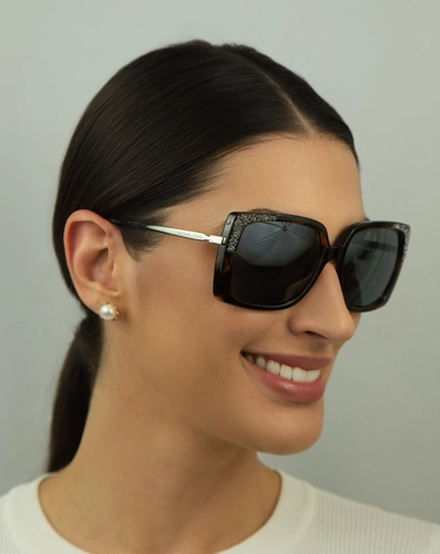 Óculos de Sol Michael Kors 0MK2131 33336V56 Acetato Marrom Mesclado com lentes na cor Cinza Espelhado