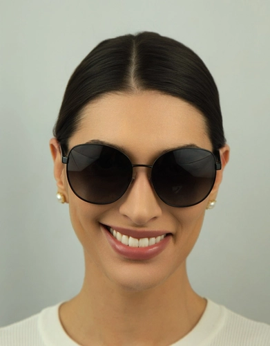 Óculos de Sol Ralph 0RA4131 90038G57 Metal Preto com lentes na cor Fumê Degrade