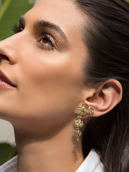 Brinco Printemps Stud flor filigrana ouro 18k miolo gema Tanzanita 2