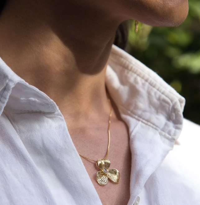 Pingente Printemps flor filigrana ouro 18k mix Gemas Naturais e Diamante 3