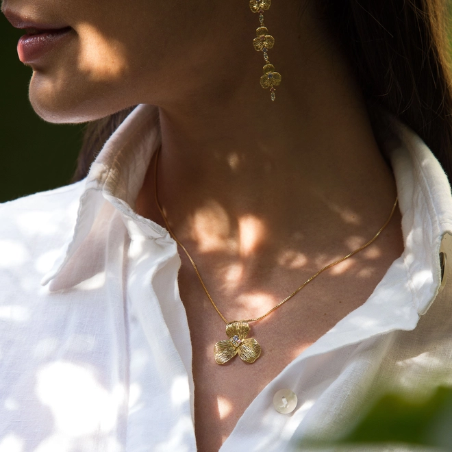 Pingente Printemps flor filigrana ouro 18k mix Gemas Naturais e Diamante 2