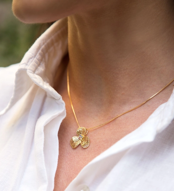 Pingente Printemps flor filigrana ouro 18k com mix de Gemas Naturais e Diamantes 2