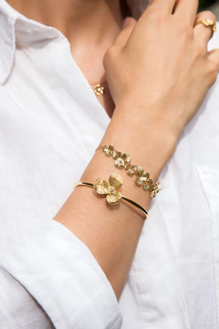 Pulseira Printemps 7 flores filigrana ouro 18k com 3 pétalas 5
