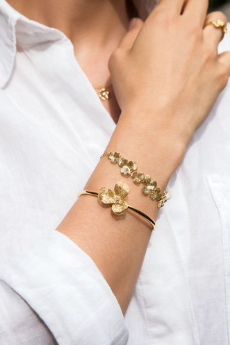 Pulseira Printemps 7 flores filigrana ouro 18k com 3 pétalas