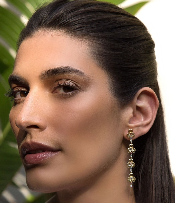 Brinco Printemps 4 flores filigrana ouro 18k com mix de Gemas e Diamantes 4