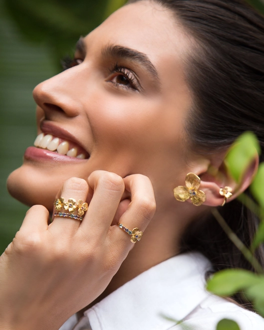 Piercing de orelha Printemps gancho flor filigrana ouro 18k miolo gema Turmalina rosa 2