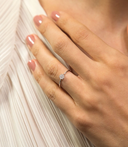 Anel Soleil ouro branco 18k sol com 9,2pts de Diamantes