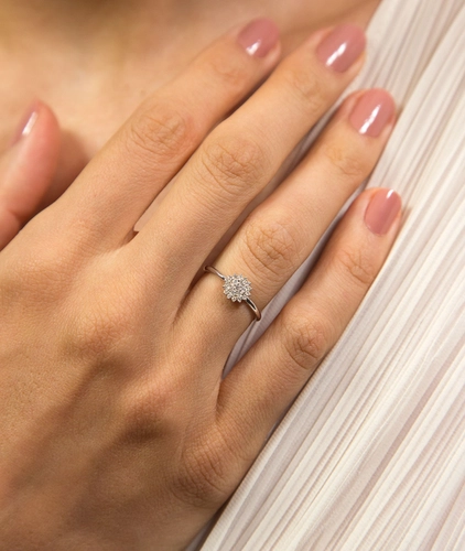 Anel Soleil ouro branco 18k sol cravejado de 13,4pts de Diamantes