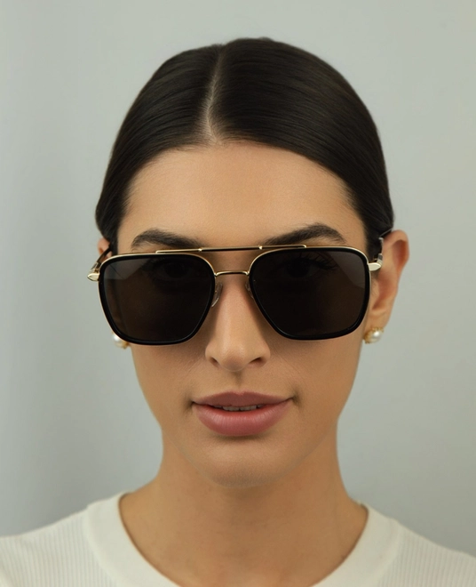Óculos de Sol Chopard L.U.C. Polarizado SCHL24V 57300P Metal Dourado e Preto com lentes na cor Cinza 2