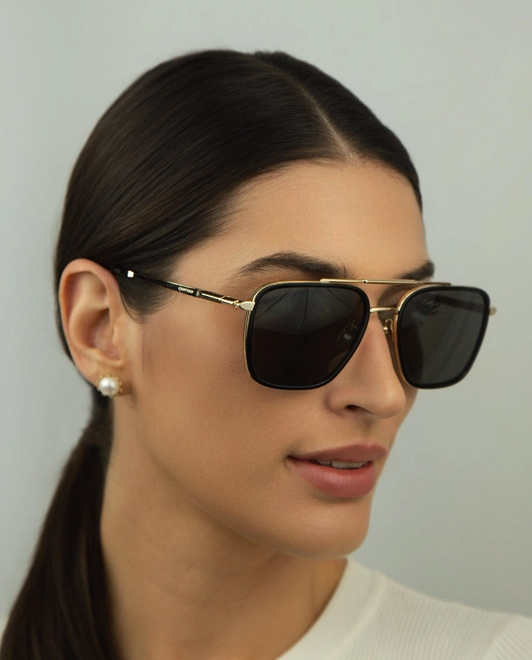 Óculos de Sol Chopard L.U.C. Polarizado SCHL24V 57300P Metal Dourado e Preto com lentes na cor Cinza 3