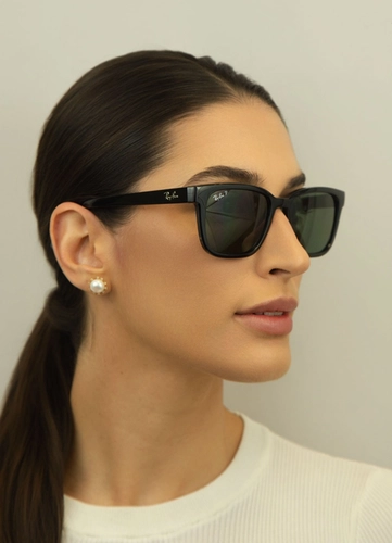 Óculos de Sol Ray-Ban Polarizado 0RB4448L 601/9A56 Acetato Preto com lentes na cor Verde Polarizado