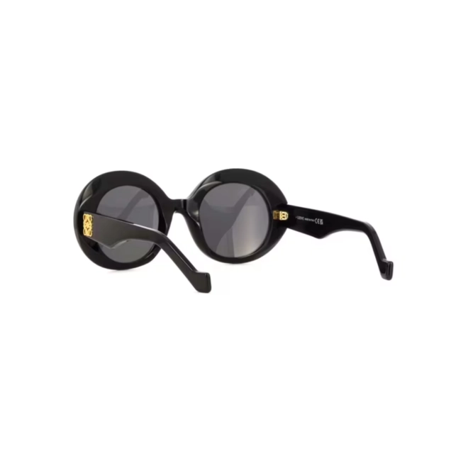 Óculos de Sol Loewe LW40146I_5001A Acetato Preto com lentes na cor Cinza 5