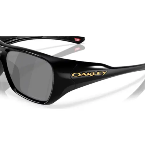 Óculos de Sol Oakley 0OO9492 94920160 Acetato Preto com lentes na cor Cinza