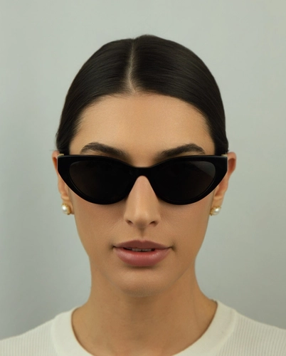 Óculos de Sol Miu Miu 0MU A04S 16K08Z54 Acetato Preto com lentes na cor Cinza