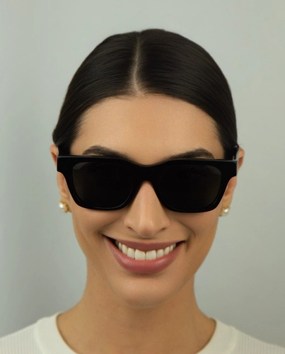 Óculos de Sol Versace 0VE4486 GB1/8752 Acetato Preto com lentes na cor Cinza