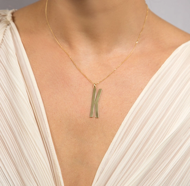 Pingente Wow Mom ouro 18k letra "K" polida 3