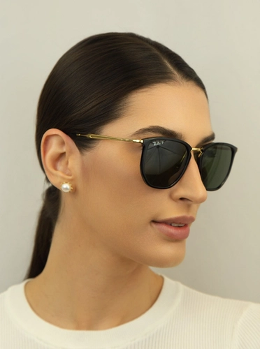 Óculos de Sol Ray-Ban 0RB4451 63065853 Acetato Preto com lentes na cor Verde Polarizado