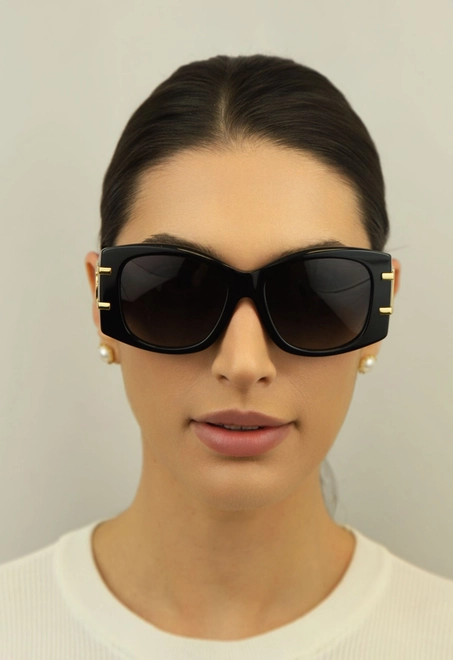 Óculos de Sol Dolce & Gabbana 0DG4501 501/8G54 Acetato Preto com lentes na cor Cinza Degradê 3