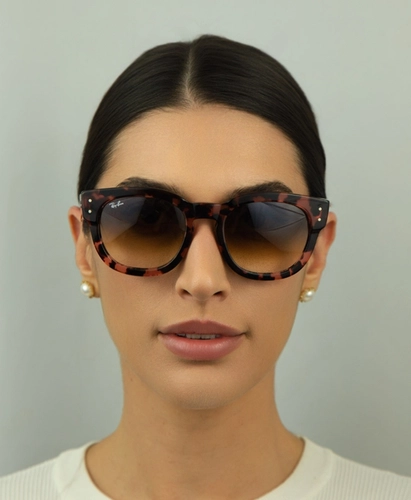Óculos de Sol Ray-Ban Mega Hawkeye 0RB0298S 13345153 Propionato Rosa Mesclado com lentes na cor Marrom Degradê
