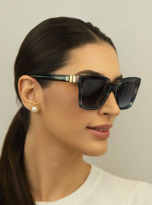 Óculos de Sol Dolce & Gabbana 0DG4498 34481455 Acetato Azul Listrado com lentes na cor Azul e Cinza Degradê 4
