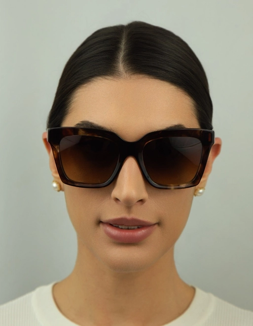 Óculos de Sol Dolce & Gabbana 0DG4498 32227455 Acetato Vermelho Mesclado com lentes na cor Marrom Degradê 3