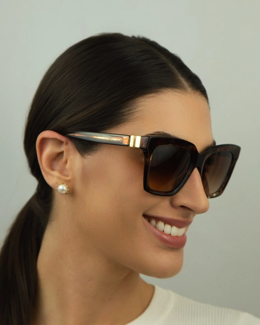 Óculos de Sol Dolce & Gabbana 0DG4498 32227455 Acetato Vermelho Mesclado com lentes na cor Marrom Degradê 5