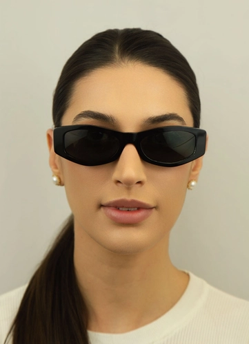 Óculos de Sol Versace 0VE4487 GB1/8754 Acetato Preto com lentes na cor Cinza Escuro