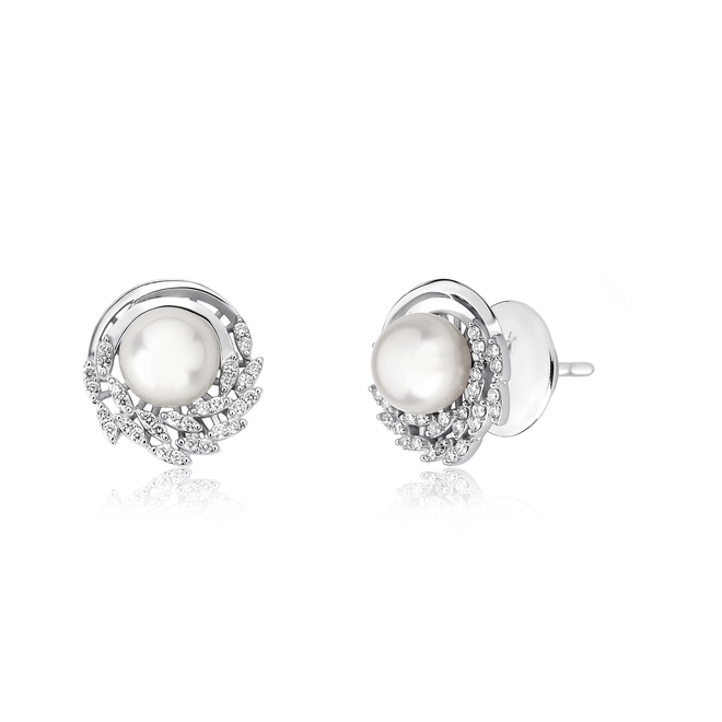Brinco flor de Pérola ouro branco 18k contorno com Diamantes 1