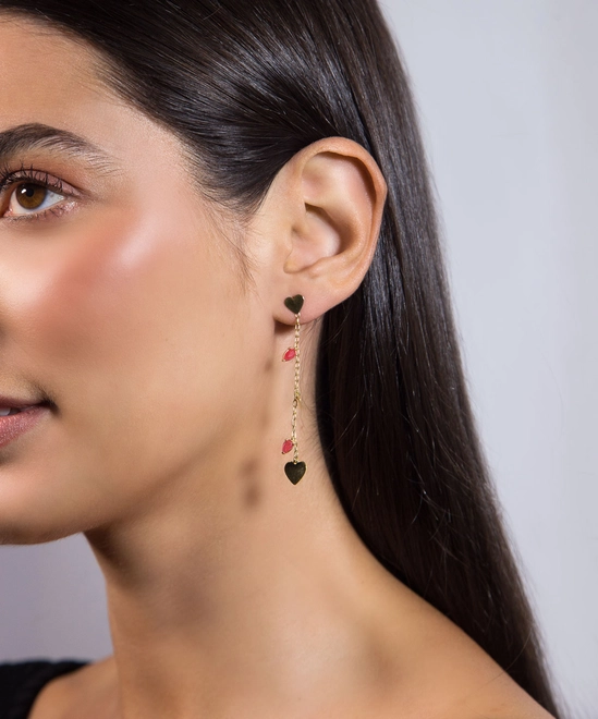 Brinco For Love pingente prata 925 dourada corações e gotas Jade vermelha 2