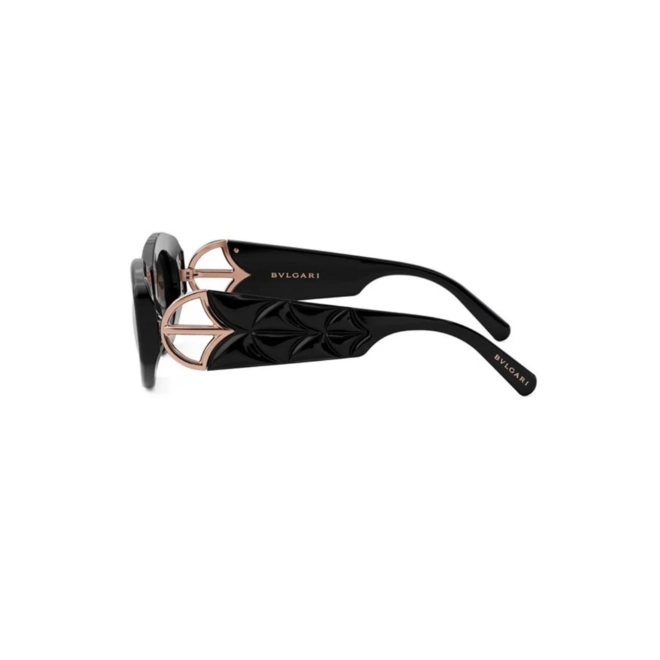 Óculos de Sol Bvlgari BV40049I_5101A Acetato Preto com lentes na cor Cinza 4