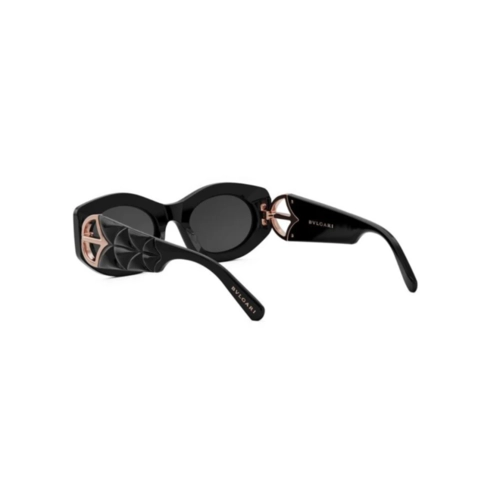 Óculos de Sol Bvlgari BV40049I_5101A Acetato Preto com lentes na cor Cinza