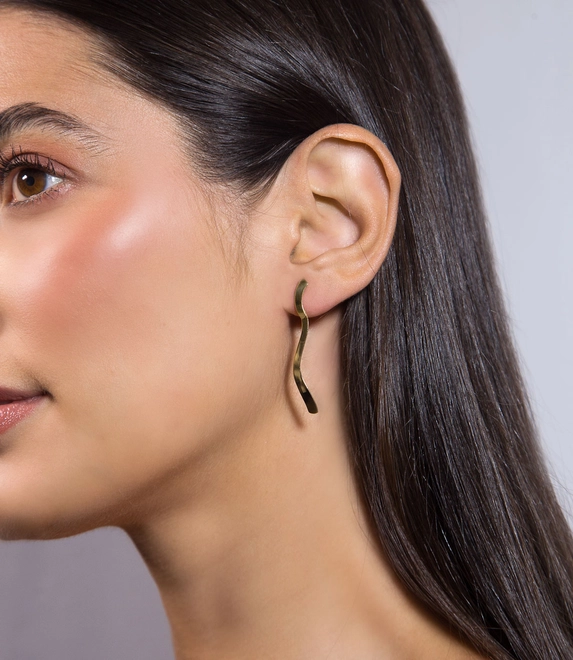 Brinco Slim pingente ouro 18k módulo ondulado corte a laser 2