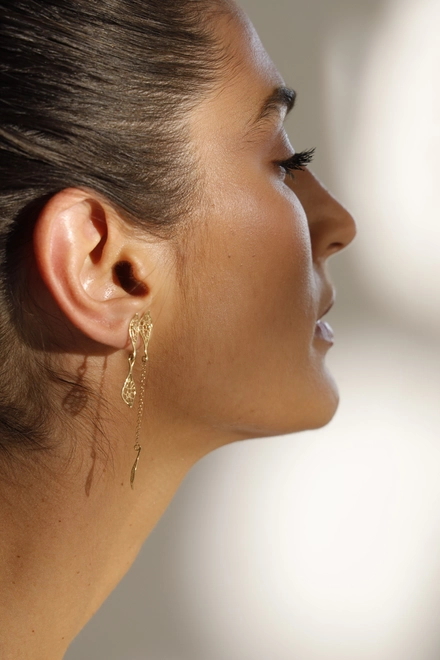 Brinco Rosée pingente ouro 18k folhas tramas orgânicas com Diamante 3