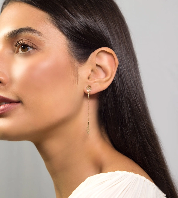Brinco Rosée pingente folhas ouro 18k tramas orgânicas vazadas com Diamante 4