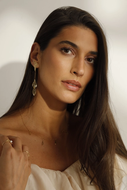 Brinco Rosée pingente ouro 18k folhas tramas orgânicas com Diamante 4