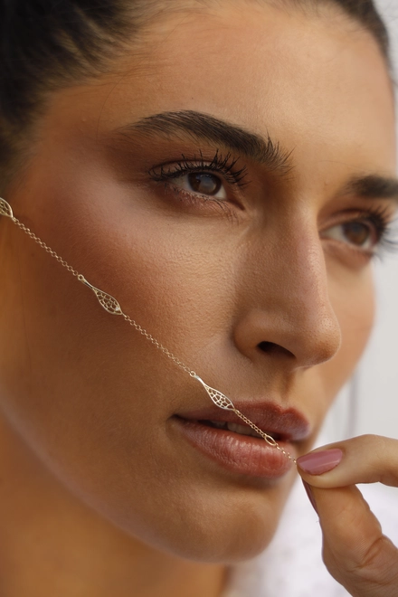 Pulseira Rosée corrente de elos ouro 18k com 3 folhas tramas orgânicas e Diamante 4
