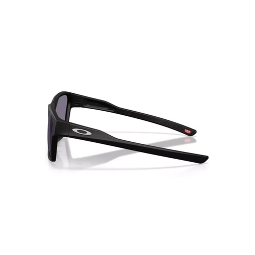 Óculos de Sol Oakley 0OO9497L 94970158 Acetato Preto Fosco com lentes na cor Cinza Prizm
