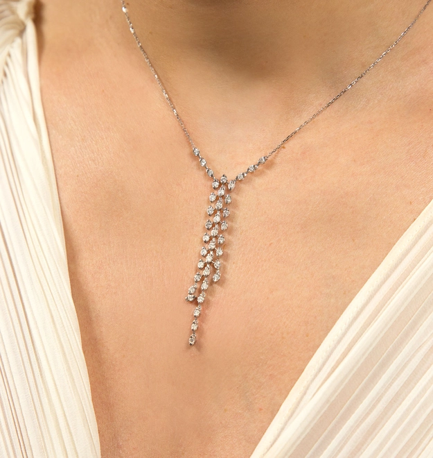 Gargantilha pingente cascata ouro branco 18k com 111pts de Diamantes 1