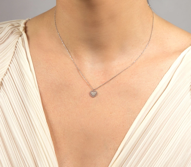 Gargantilha corrente ouro branco 18k coração 7,5pts de Diamantes 1
