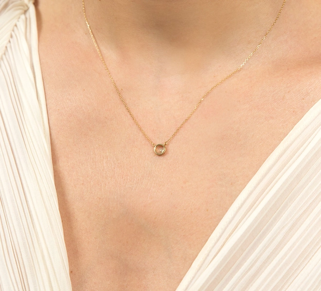 Gargantilha ouro 18k pingente redondo vazado com Diamante 1