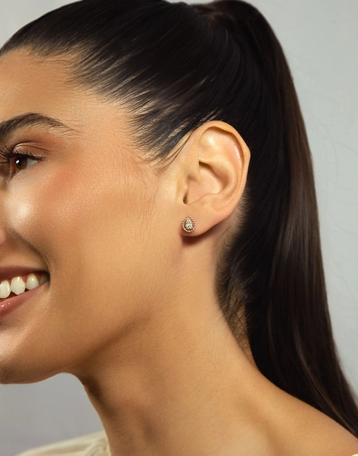 Brinco Stud gota ouro branco 18k com Diamantes rodinados 1