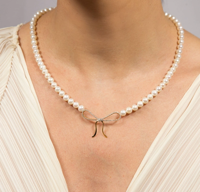 Gargantilha de Pérolas com pingente ouro 18k laço com Diamantes 1