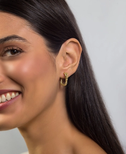 Brinco Quadraè filigrana argola média ouro 18k dois aros sobrepostos