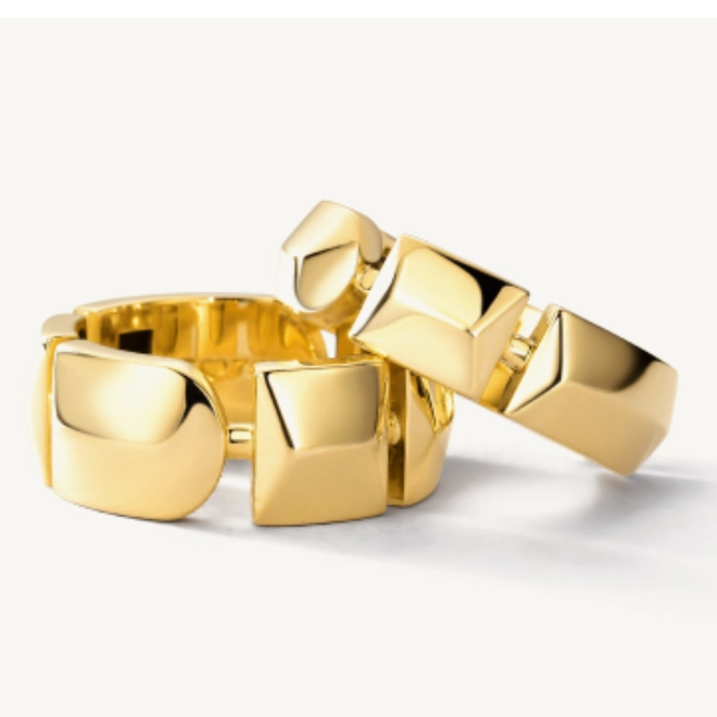 Anel Colosseo em ouro 18k aro abaulado módulos simétricos facetados polidos 2