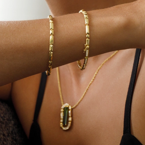 Pulseira Colosseo bracelete em ouro 18k módulos simétricos com 49pts de Diamantes