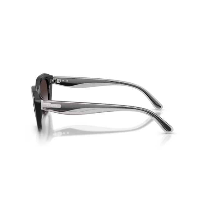 Óculos de Sol Vogue 0VO5711S W44/8G51 Acetato Preto com lentes na cor Cinza Degradê 4