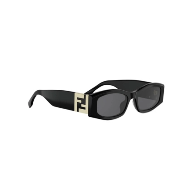 Óculos de Sol Fendi FE40204I_5401A Acetato Preto com lentes na cor Fumê 3